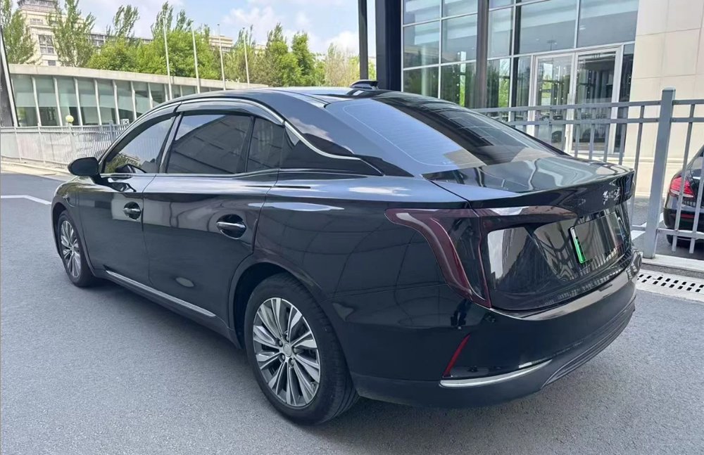 hongqi eqm-5